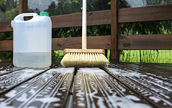 Cleaning your wood deck