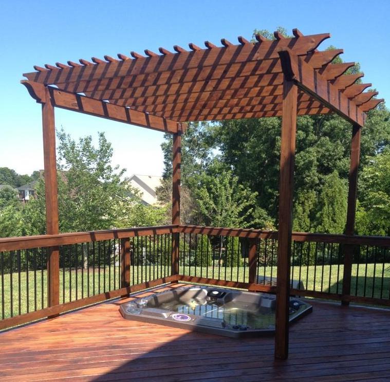 Ecolife deck with trellis and hot tub